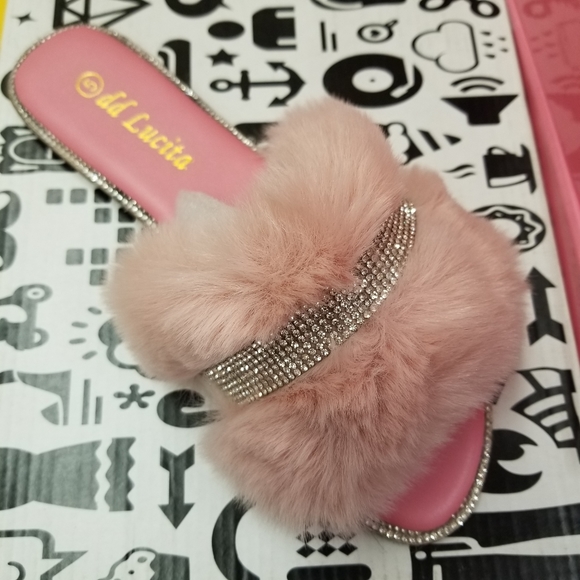 Faux Fur Slide slippers Sandals with Rhinestones - Picture 2 of 3